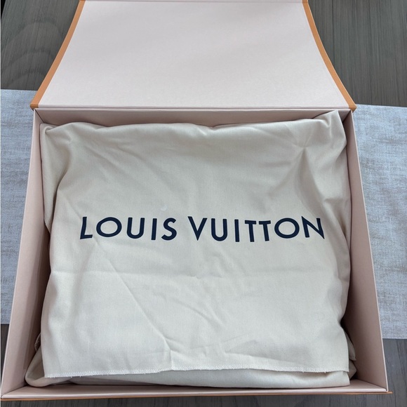 New Louis‎ Vuitton Neverfull MM Monogram Empreinte Noir Black Leather - Picture 12 of 16